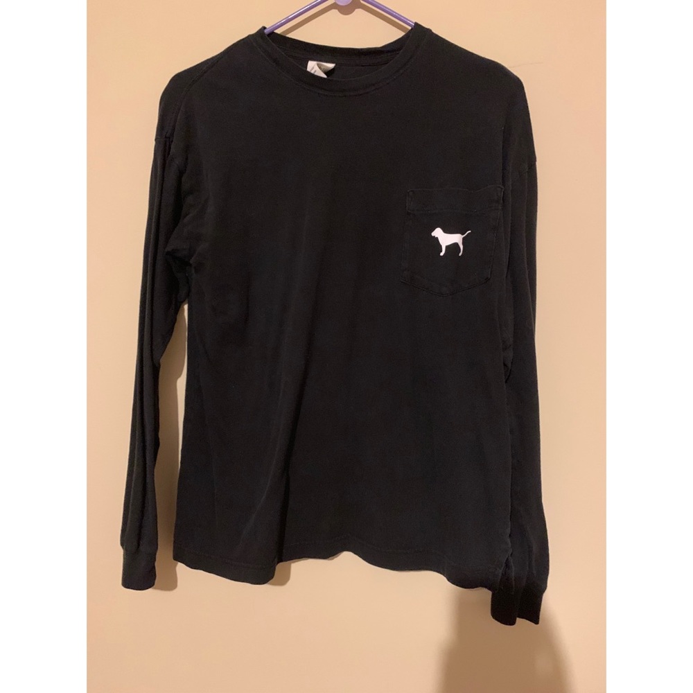 Black VS long sleeve